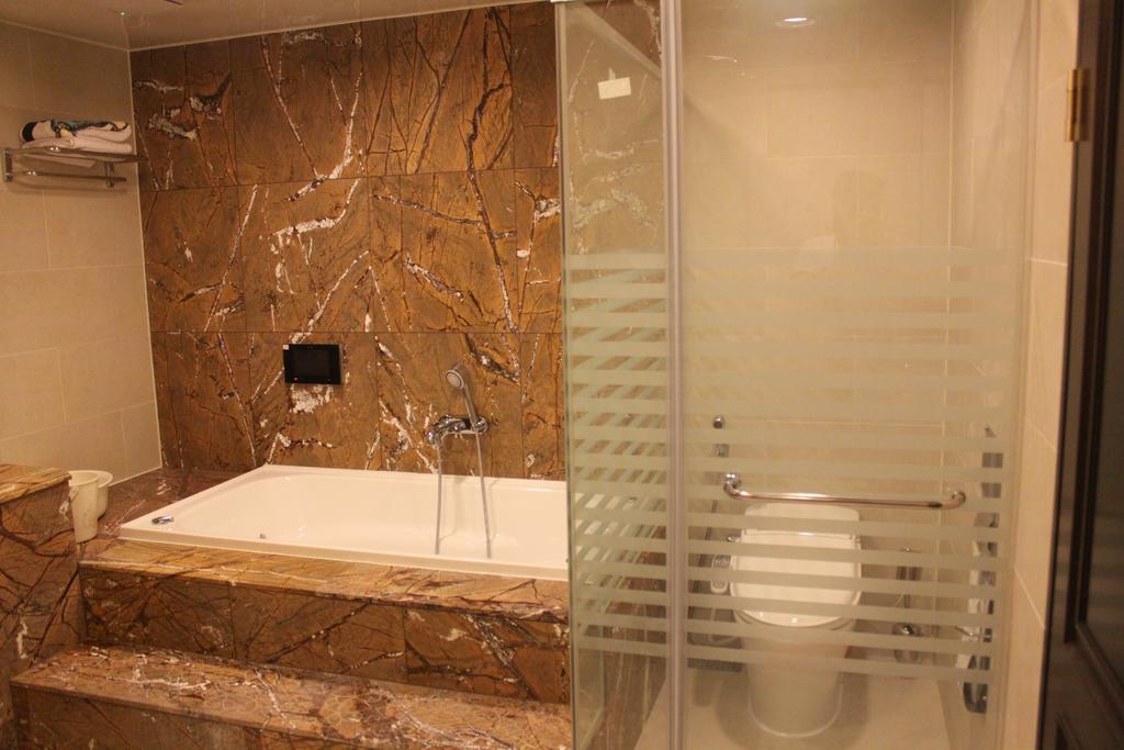 Austin Guesthouse Пусан Экстерьер фото