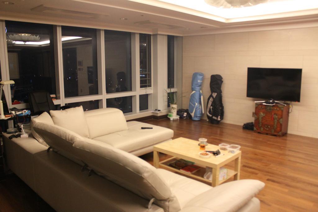 Austin Guesthouse Пусан Экстерьер фото