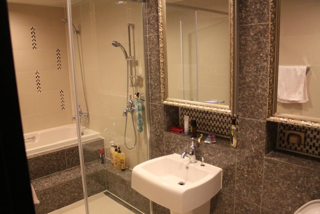 Austin Guesthouse Пусан Экстерьер фото